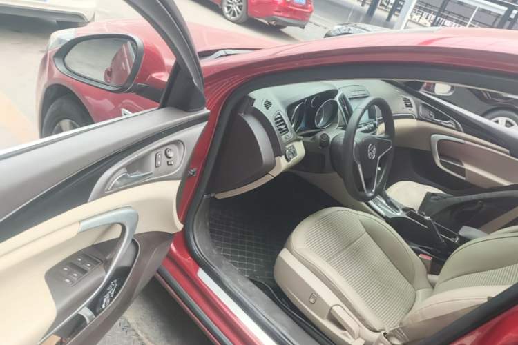 Used Buick Regal 2014 2.0L Leading Fashion Edition Driver Seat