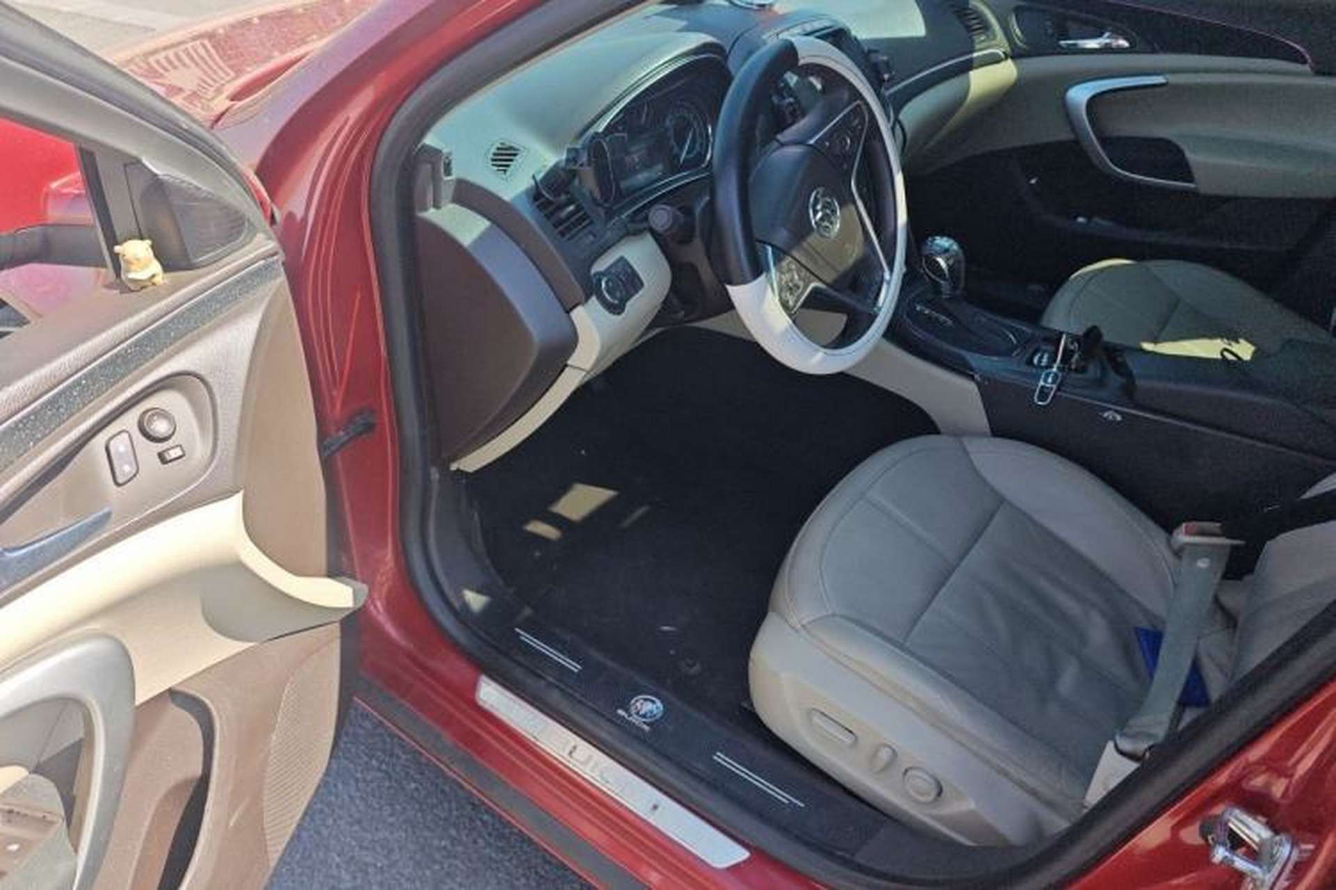 Used Buick Regal 2014 2.0L Elite Fashion Edition Driver Seat