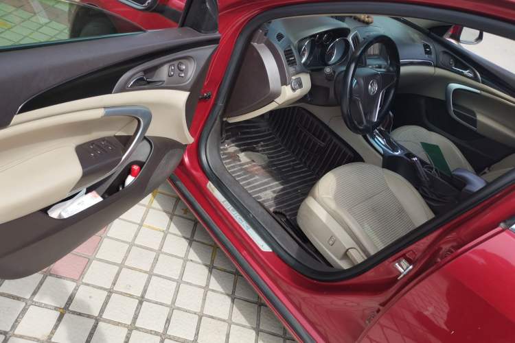 Used Buick Regal 2014 2.0L Leading Fashion Edition Driver Seat