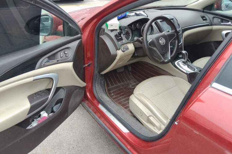 Used Buick Regal 2014 2.0L Leading Fashion Edition Driver Seat