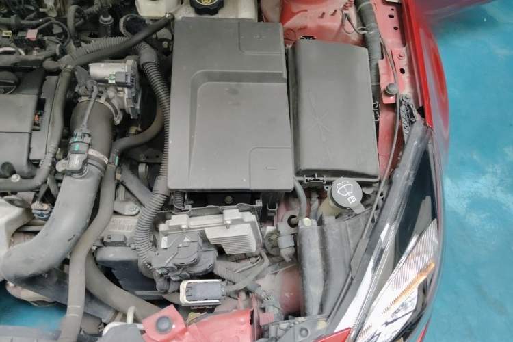 Used Buick Regal 2014 1.6T Fashionable Tech Edition Engine Bay Left