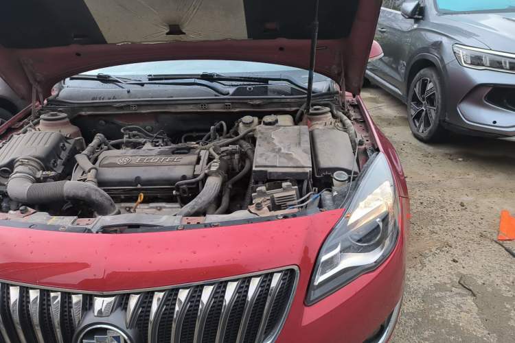 Used Buick Regal 2014 1.6T Fashionable Tech Edition Engine Bay Left