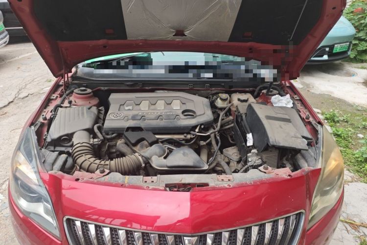 Used Buick Regal 2014 2.0L Elite Fashion Edition Engine Bay