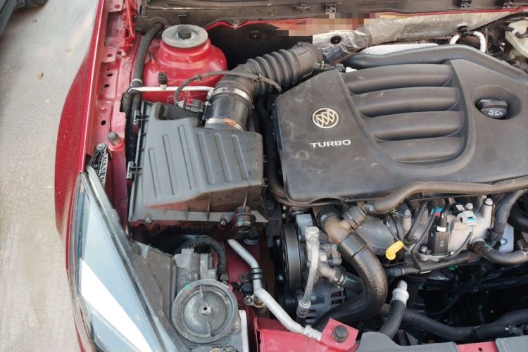 Used Buick Regal 2014 GS 2.0T Grand Sport Edition Engine Bay Right