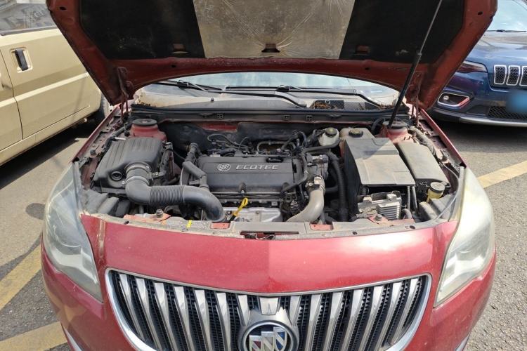 Used Buick Regal 2014 1.6T Fashionable Tech Edition Engine Bay