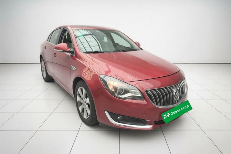 Used Buick Regal 2014 2.0L Leading Fashion Edition Front Right 45 Deg