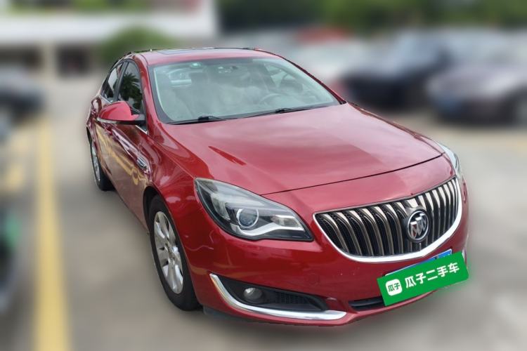 Used Buick Regal 2014 2.0L Leading Fashion Edition Front Right 45 Deg