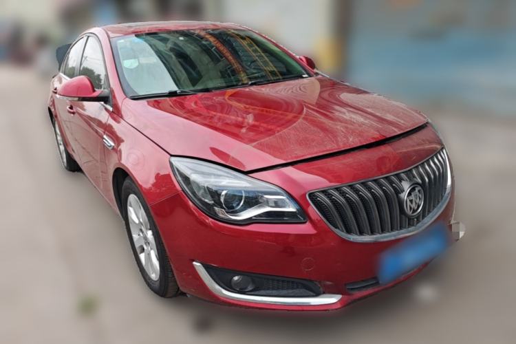 Used Buick Regal 2014 2.0L Leading Fashion Edition Front Right 45 Deg