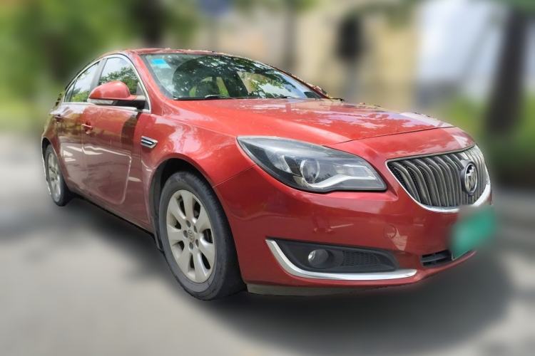 Used Buick Regal 2014 2.0L Leading Fashion Edition Front Right 45 Deg