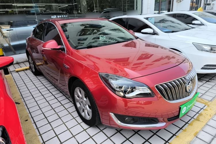 Used Buick Regal 2014 2.0L Elite Fashion Edition Front Right 45 Deg