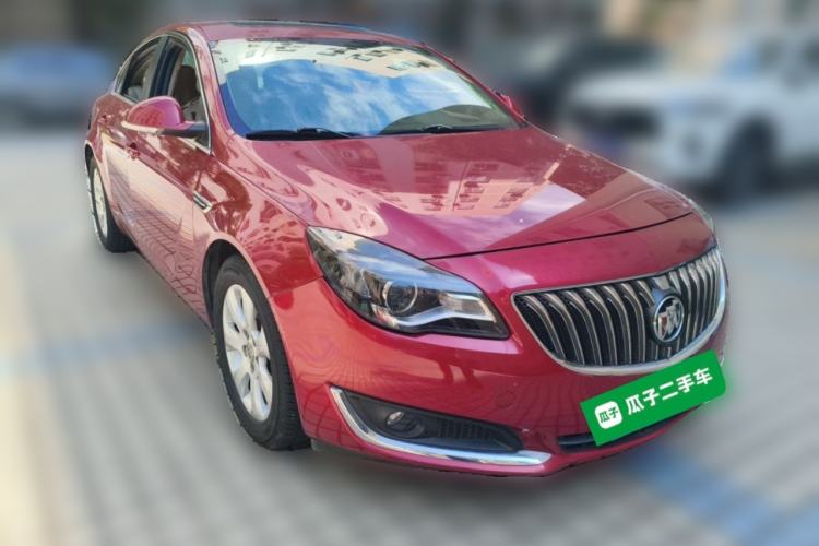 Used Buick Regal 2014 2.0L Leading Fashion Edition Front Right 45 Deg
