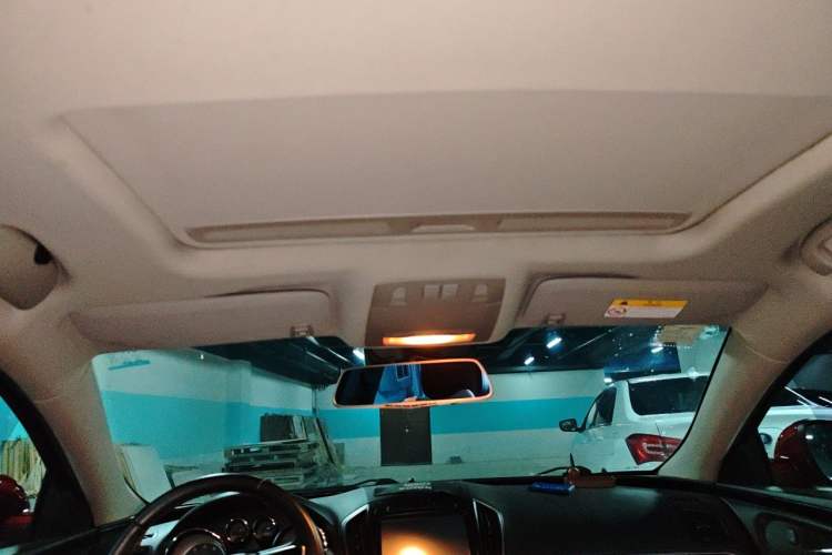Used Buick Regal 2014 1.6T Fashionable Tech Edition Headliner