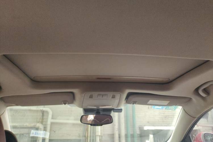 Used Buick Regal 2014 2.0L Elite Fashion Edition Headliner