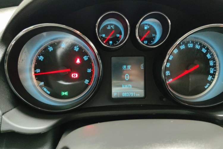 Used Buick Regal 2014 1.6T Fashionable Tech Edition Instrument Cluster