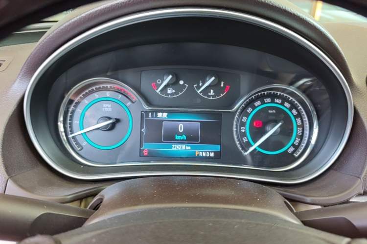 Used Buick Regal 2014 2.0L Elite Fashion Edition Instrument Cluster