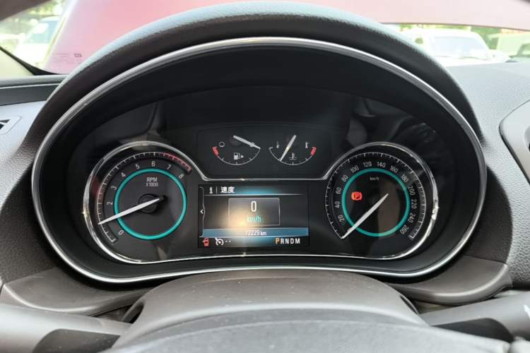 Used Buick Regal 2014 2.0L Elite Fashion Edition Instrument Cluster