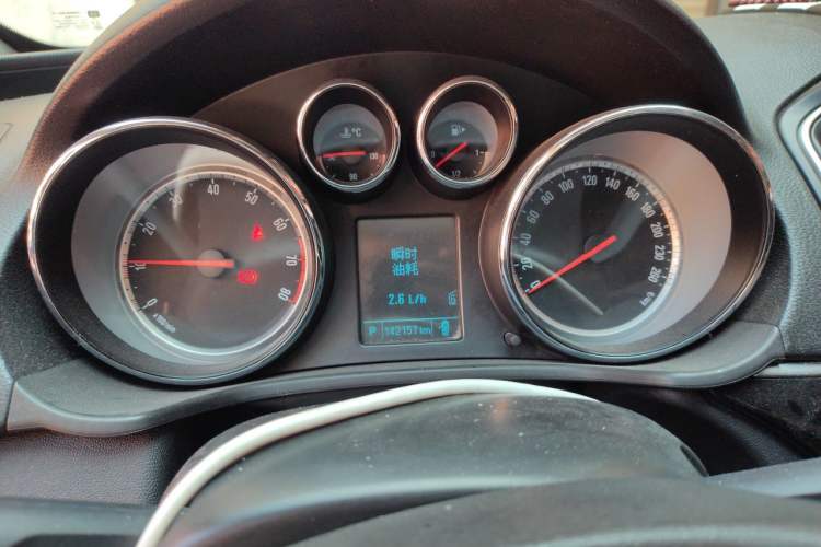 Used Buick Regal 2014 1.6T Fashionable Tech Edition Instrument Cluster