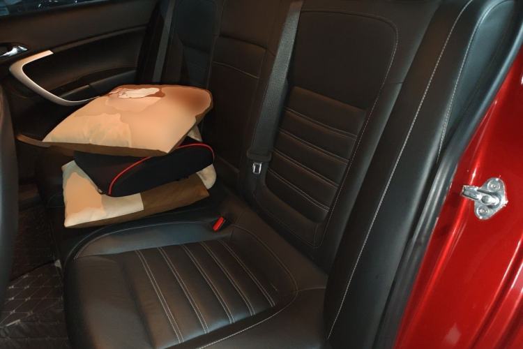 Used Buick Regal 2014 1.6T Fashionable Tech Edition Left Rear Seat