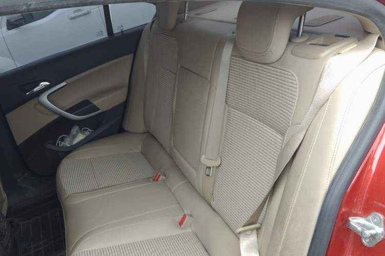 Used Buick Regal 2014 2.0L Leading Fashion Edition Left Rear Seat