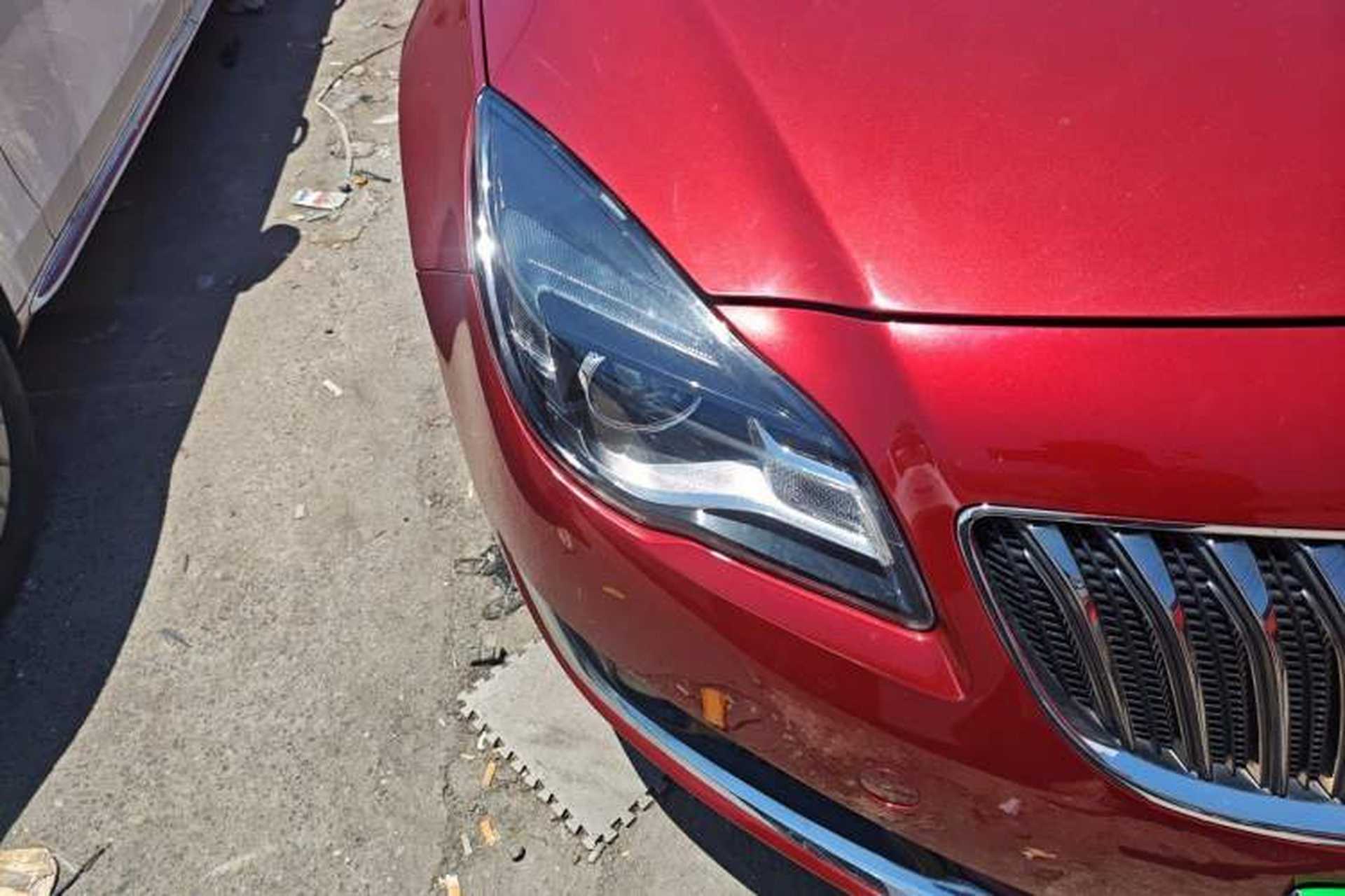 Used Buick Regal 2014 2.0L Elite Fashion Edition Right Front Headlight