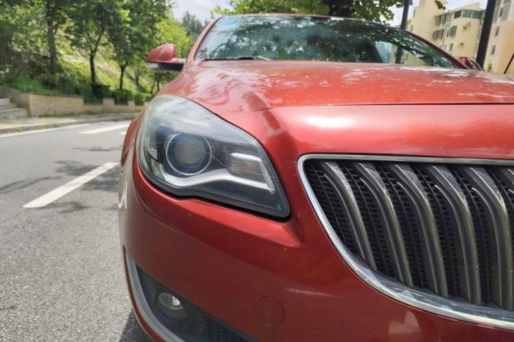 Used Buick Regal 2014 2.0L Leading Fashion Edition Right Front Headlight