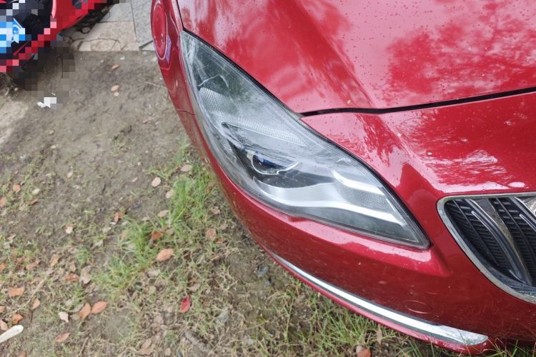 Used Buick Regal 2014 2.0L Leading Fashion Edition Right Front Headlight