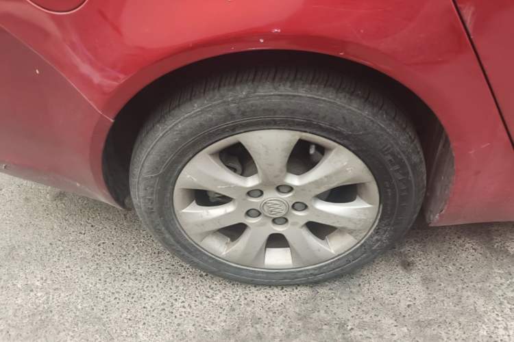 Used Buick Regal 2014 2.0L Leading Fashion Edition Right Rear Wheel Hub