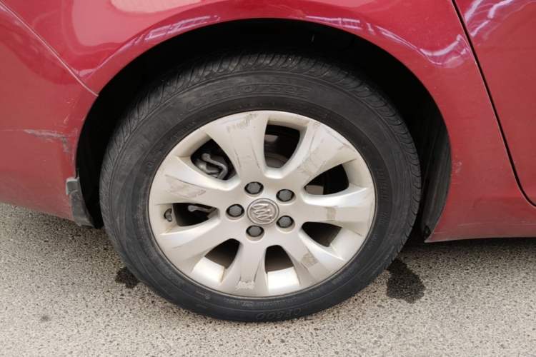 Used Buick Regal 2014 2.0L Leading Fashion Edition Right Rear Wheel Hub