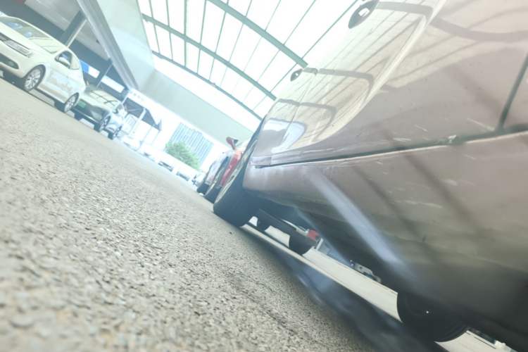 Used Buick Regal 2014 2.0L Leading Fashion Edition Right Side Sill