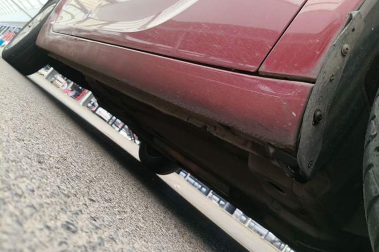 Used Buick Regal 2014 2.0L Leading Fashion Edition Right Side Sill
