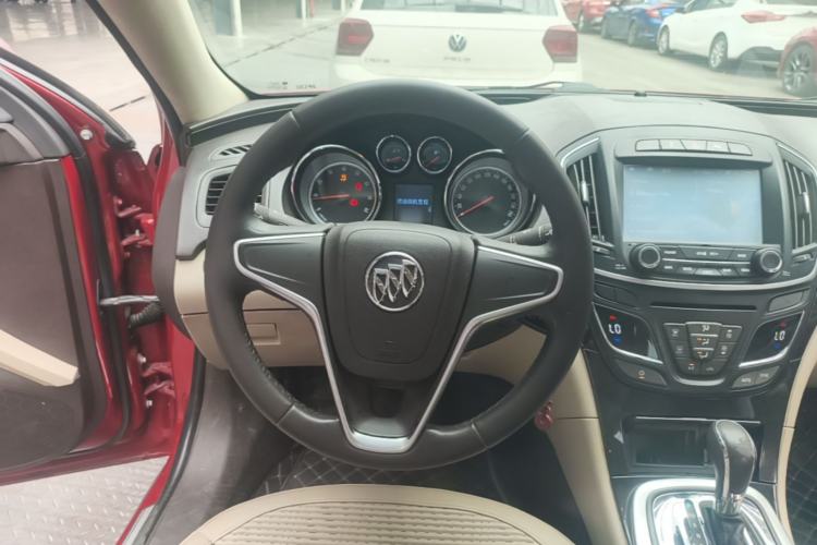 Used Buick Regal 2014 2.0L Leading Fashion Edition Steering Wheel