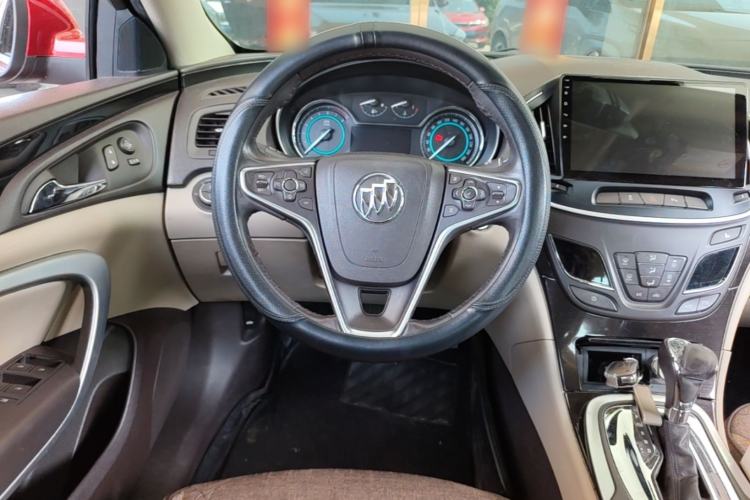 Used Buick Regal 2014 2.0L Elite Fashion Edition Steering Wheel
