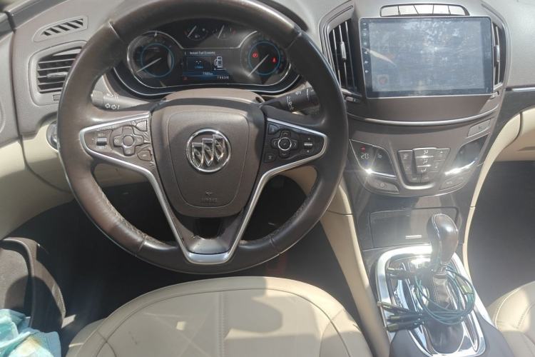 Used Buick Regal 2014 2.0L Elite Fashion Edition Steering Wheel