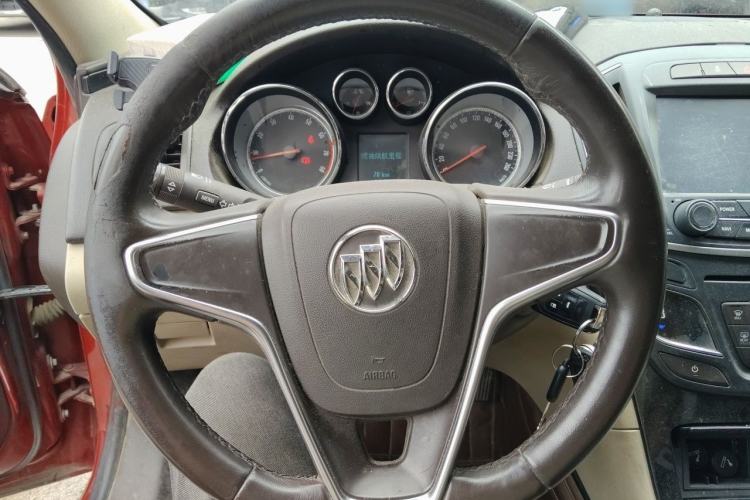 Used Buick Regal 2014 2.0L Leading Fashion Edition Steering Wheel