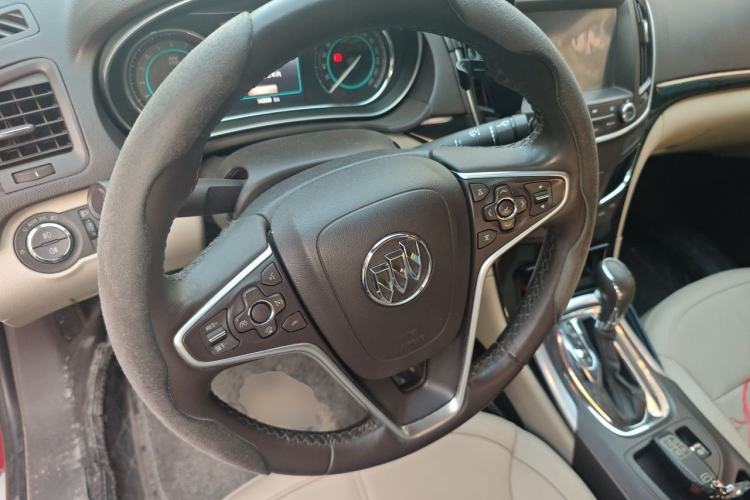 Used Buick Regal 2014 2.0L Elite Fashion Edition Steering Wheel