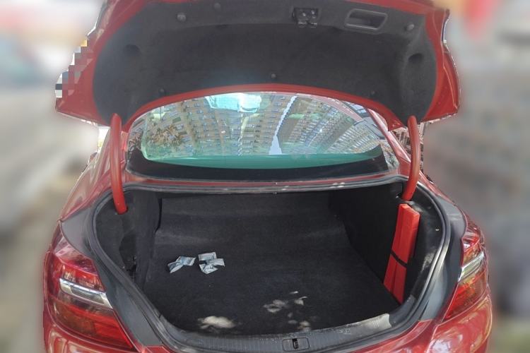 Used Buick Regal 2014 2.0L Elite Fashion Edition Trunk