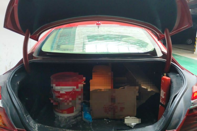 Used Buick Regal 2014 2.0L Elite Fashion Edition Trunk