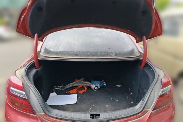 Used Buick Regal 2014 1.6T Fashionable Tech Edition Trunk