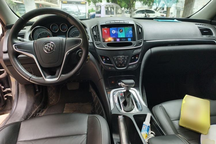 Used Buick Regal 2014 1.6T Fashionable Tech Edition Center Console