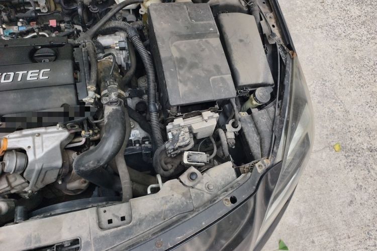 Used Buick Regal 2014 1.6T Fashionable Tech Edition Engine Bay Left