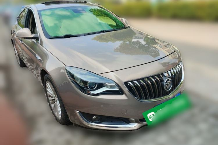 Used Buick Regal 2014 2.4L SIDI Elite Fashion Edition Front Right 45 Deg