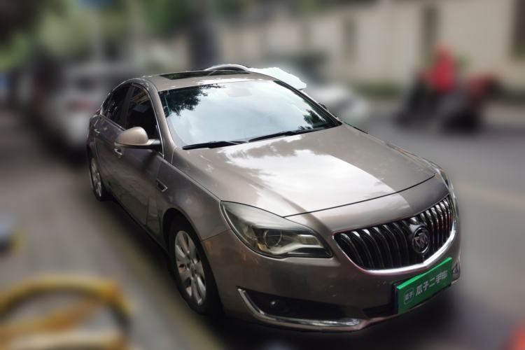 Used Buick Regal 2014 1.6T Fashionable Tech Edition Front Right 45 Deg