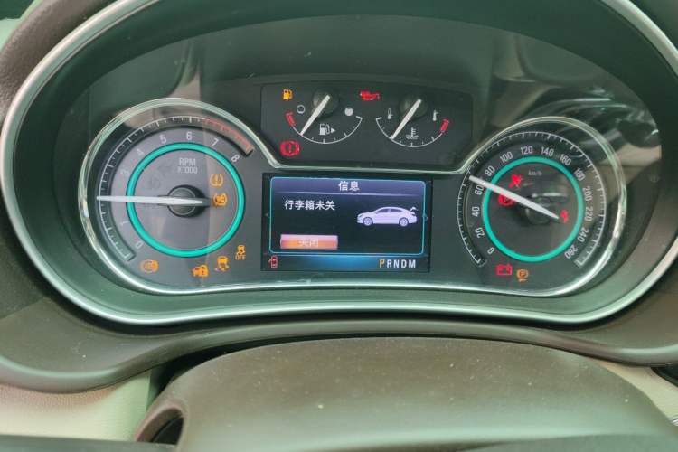 Used Buick Regal 2014 2.4L SIDI Elite Fashion Edition Instrument Cluster