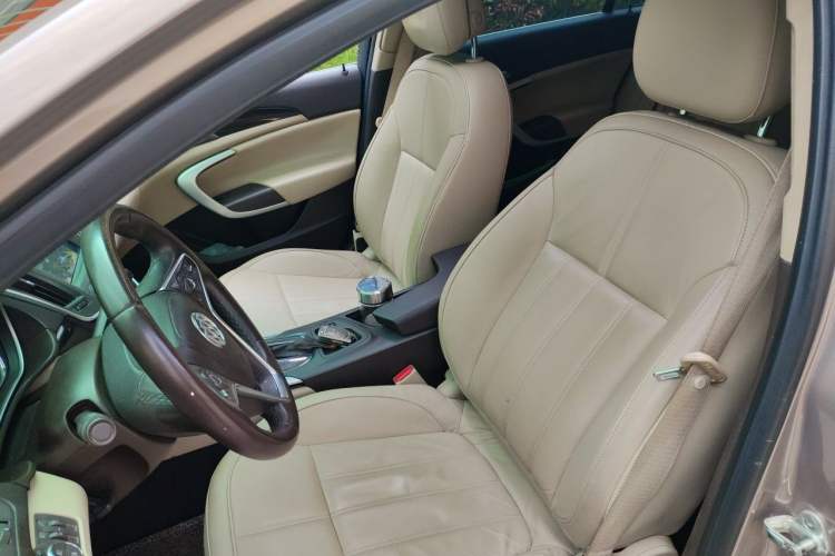 Used Buick Regal 2014 2.4L SIDI Elite Fashion Edition Left Front Seat
