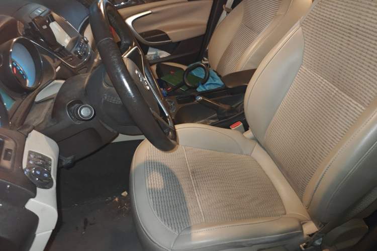 Used Buick Regal 2014 2.0L Leading Fashion Edition Left Front Seat