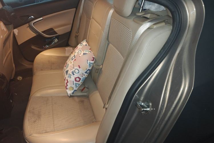 Used Buick Regal 2014 2.0L Leading Fashion Edition Left Rear Seat