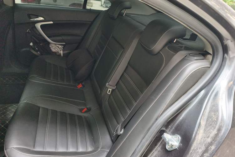 Used Buick Regal 2014 1.6T Fashionable Tech Edition Left Rear Seat