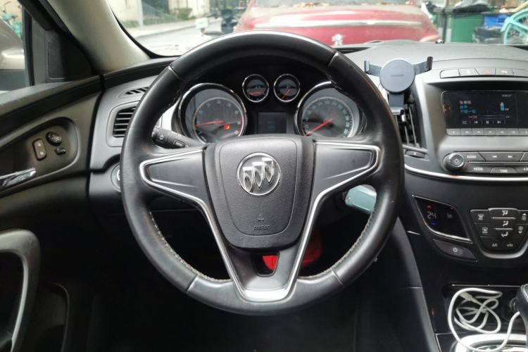 Used Buick Regal 2014 1.6T Fashionable Tech Edition Steering Wheel
