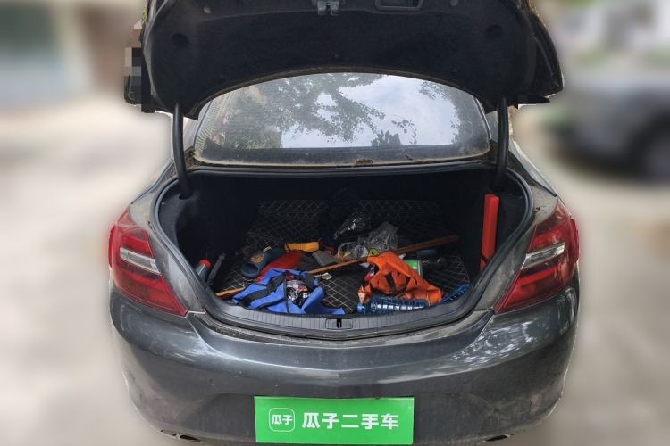 Used Buick Regal 2014 1.6T Fashionable Tech Edition Trunk