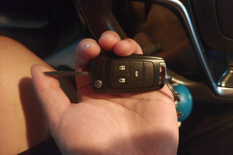 Used Buick Regal 2014 2.0L Leading Fashion Edition Vehicle Key